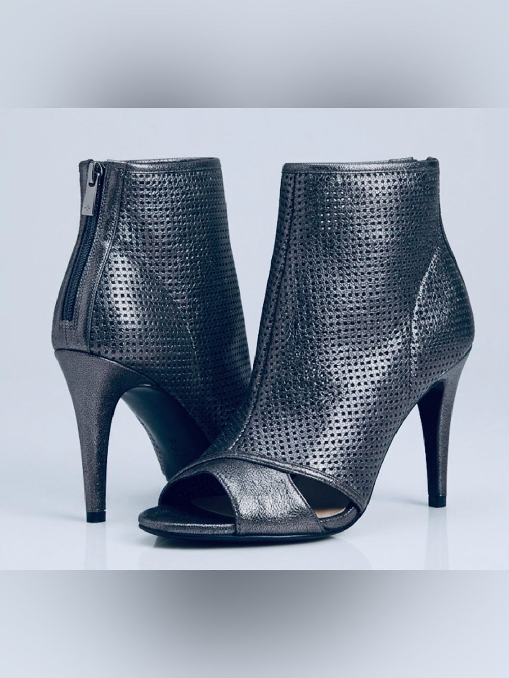 Pelle Moda Rishi Metallic Laser-Cut Peep-Toe Bootie - Pewter - NWOB